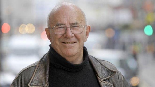 Clive James Net Worth